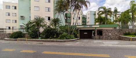 Apartamento básico | Exterior