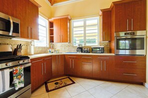 Mikrowelle, Ofen, Herdplatte