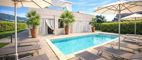 Seasonal outdoor pool