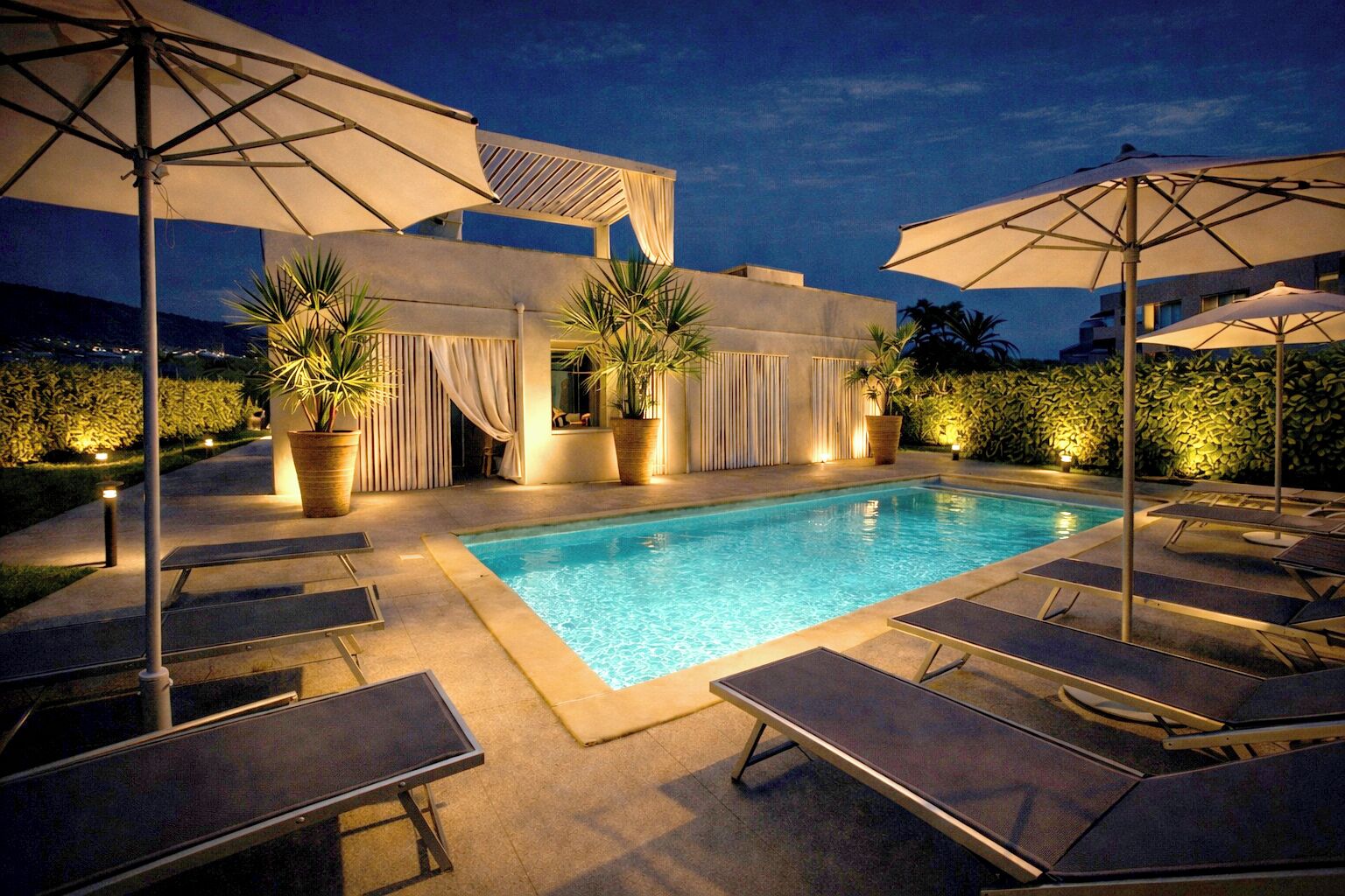 Piscine extérieure (ouverte en saison)