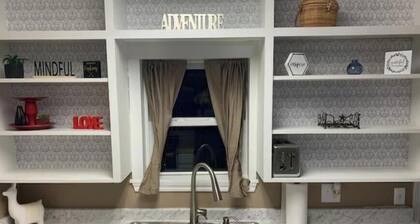 ,Fern Corner: 4 bedroom / 2 Bath