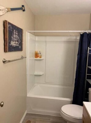 Bathroom - ,Fern Corner: 4 bedroom / 2 Bath (Stillwater)