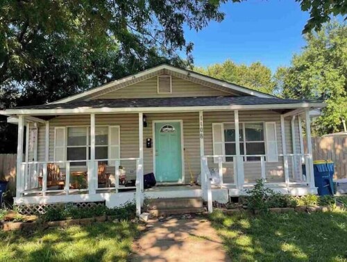 ,Newly re-finished 4 bedroom / 2 bath home