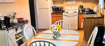 Domestic Travelers Haven- 5 Beds