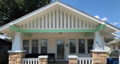 -Cozy in Cushing - 3BR/1Ba near hospital and tanks