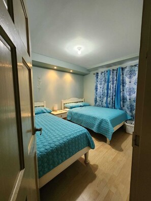 3 Schlafzimmer, Bügeleisen/Bügelbrett, WLAN, Bettwäsche