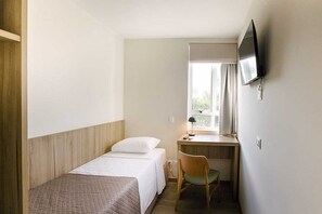In-room safe, free WiFi
