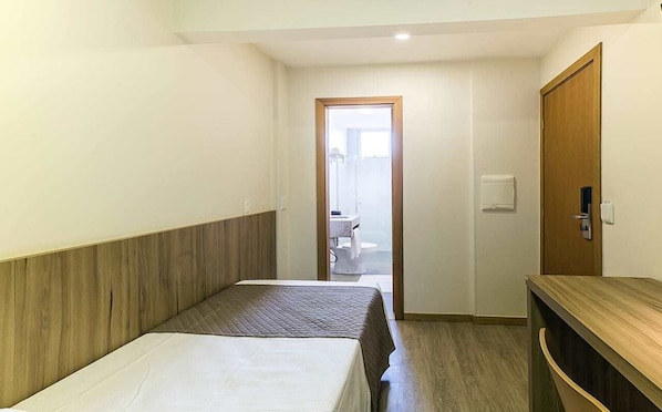 In-room safe, free WiFi