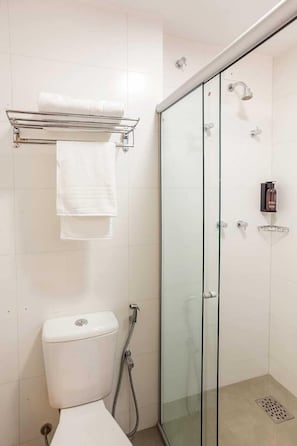 In-room safe, free WiFi