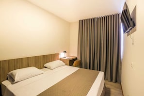 In-room safe, free WiFi