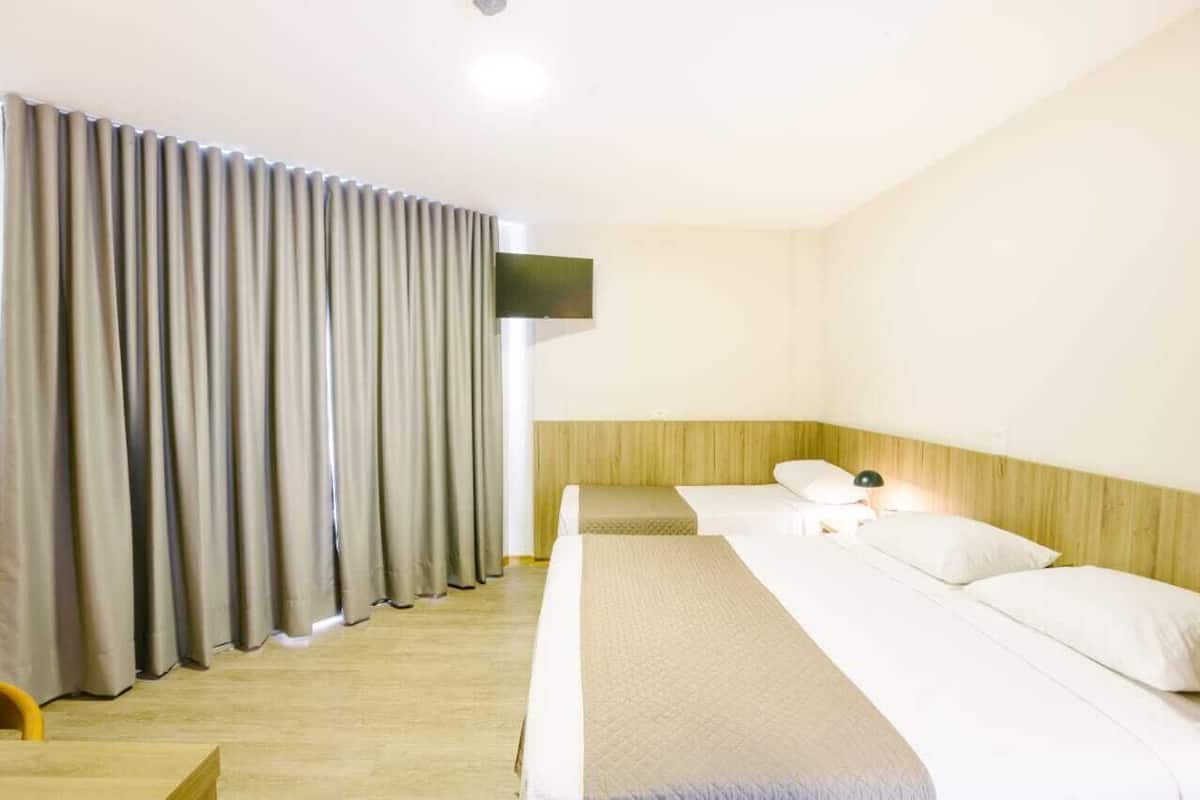 In-room safe, free WiFi