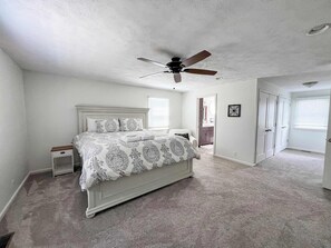 3 bedrooms, WiFi, bed sheets