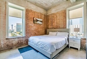 2 bedrooms, desk, iron/ironing board, travel cot