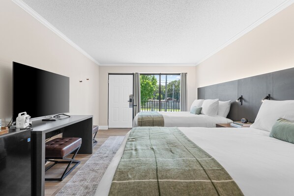 Premium bedding, down duvets, desk, free WiFi