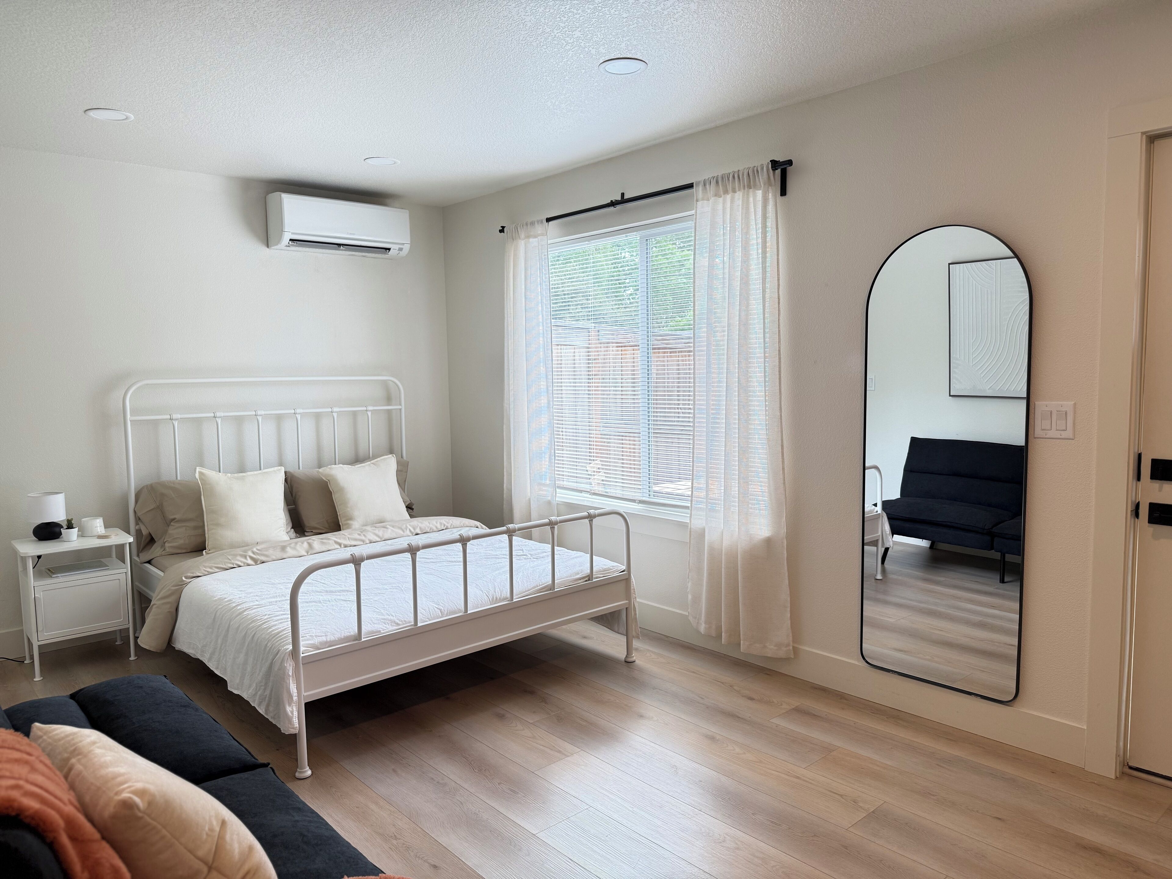 1 chambre, fer et planche à repasser, Wi-Fi gratuit, draps fournis