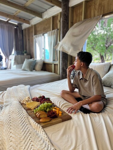 Beachfront cabana with tour access in Puerto Del Rey Fajardo