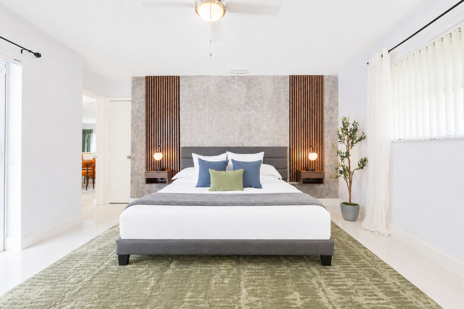 4 bedrooms, iron/ironing board, free WiFi, bed sheets