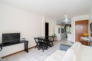 Basic Apartment | Living area - Apt 300m From the Charming Praia Brava Ccu203 (Florianópolis)