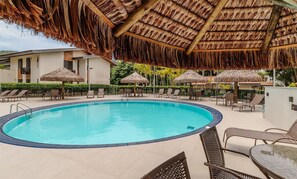Basic Apartment | Pool | Outdoor pool