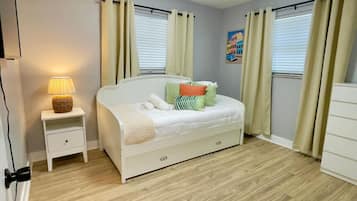 2 bedrooms, desk, iron/ironing board, travel crib