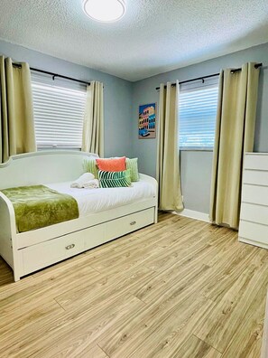 2 bedrooms, desk, iron/ironing board, travel cot