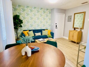 Interior - Casa del Mar – Stylish Miami Retreat w/ Balcony, Coffee Bar & Parking Near Freedom Park (Miami)