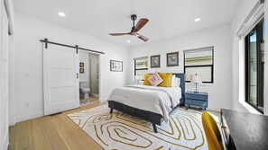 3 chambres, fer et planche à repasser, Wi-Fi, draps fournis