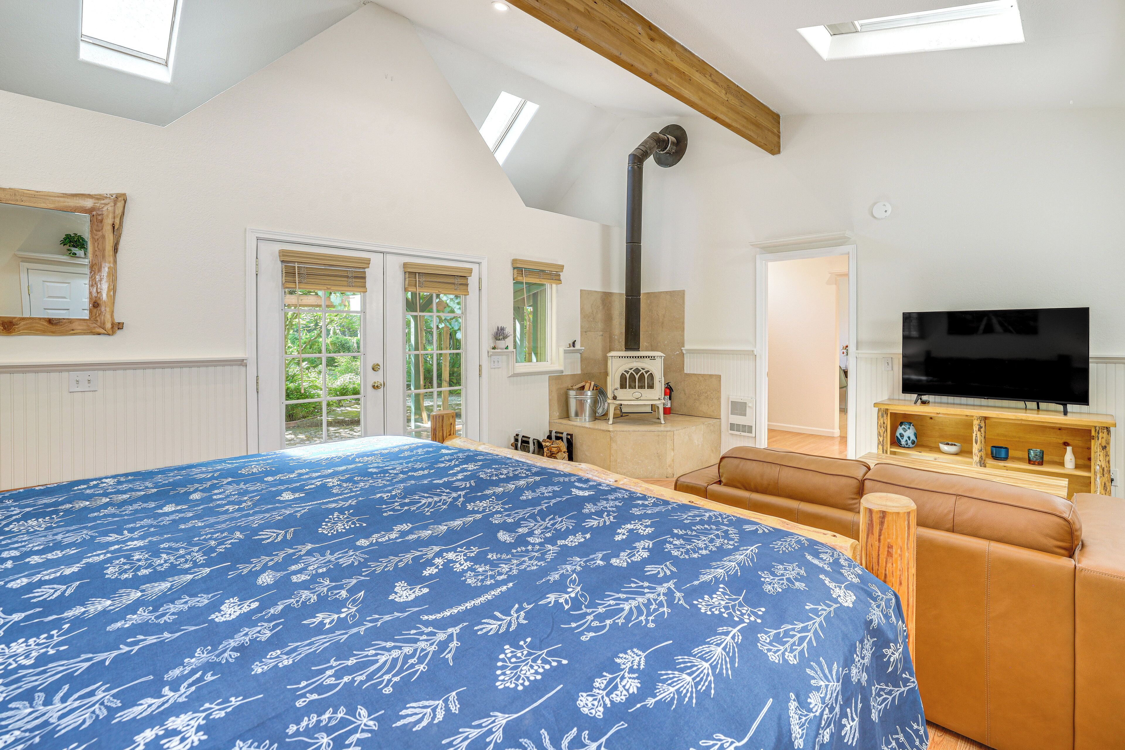 1 bedroom, internet, bed sheets