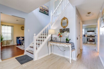 Spacious Home w/ Patio: 8 Mi to Dtwn Decatur