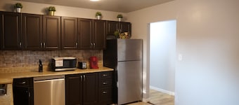 3-bedroom apartment in Kingston
