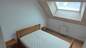 2 chambres, accĂšs Internet, draps fournis