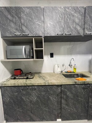 Microwave, stovetop