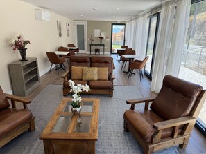 Daily buffet breakfast (EUR 10 per person) - Escola Da Mestra Da Portela Sampriz (Ponte da Barca)