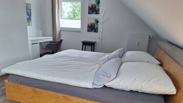 1 Schlafzimmer, Bügeleisen/Bügelbrett, Reisekinderbett, kostenloses WLAN
