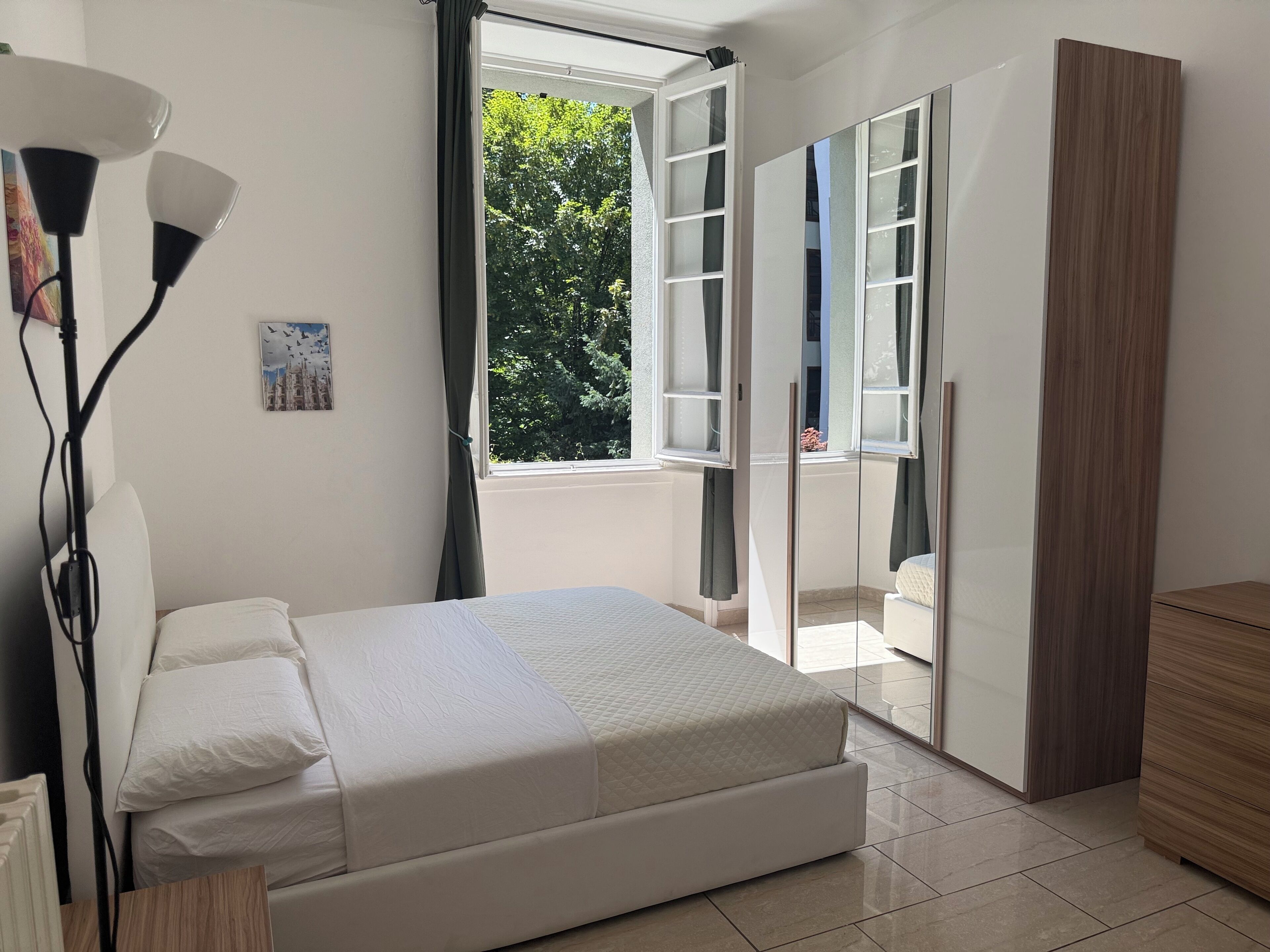 3 chambres, fer et planche à repasser, Wi-Fi, draps fournis