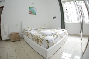 3 chambres, fer et planche à repasser, Wi-Fi, literie fournie