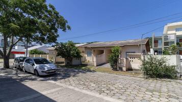 Apartamento básico | Fachada