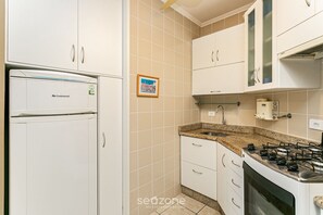 Private kitchen - Pleasant Apartment 110m From Ingleses Beach Vdg114 (Florianópolis)