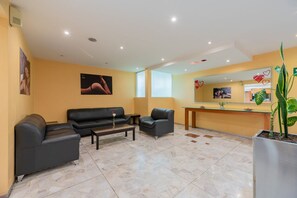 45-Zoll-Smart-TV mit Kabelempfang, DVD-Player