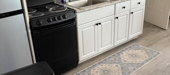 Charming one bedroom apt.