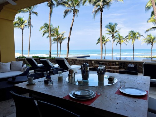 Real Beachfront paradise apartment