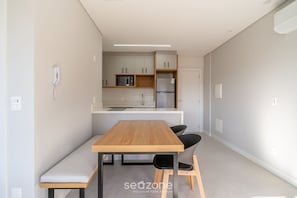 Basic Apartment | Dining