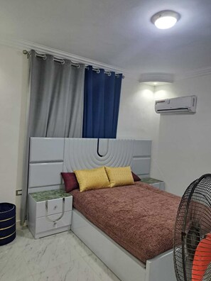 2 室のベッドルーム、WiFi