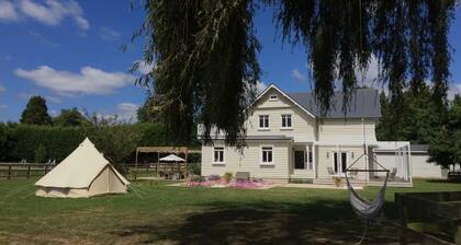 The Barn at Hunter's Field