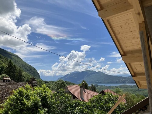 Chalet unique avec vue Lac 3 chambres et terrasses