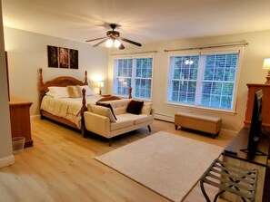 5 bedrooms, iron/ironing board, travel crib, free WiFi