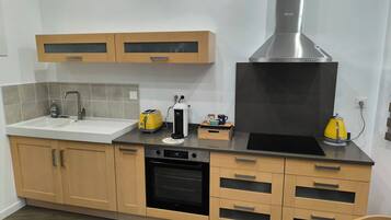 Oven, stovetop