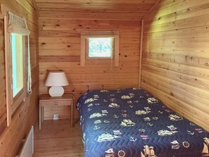 4 bedrooms, free WiFi, bed sheets