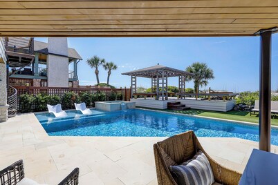 93 Dune Lane -Brand NEW oceanfront 9 Bedroom Home w/ private pool & spa