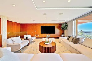 TV, offices